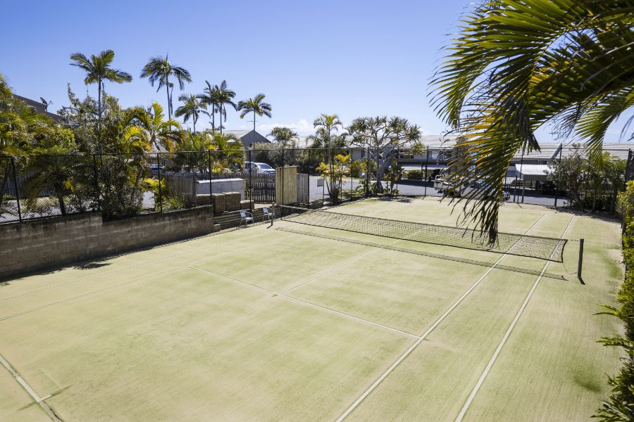 Pandanus Palms Resort - Tennis Court